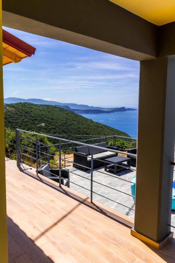 Santakira Villas Parga Exterior photo